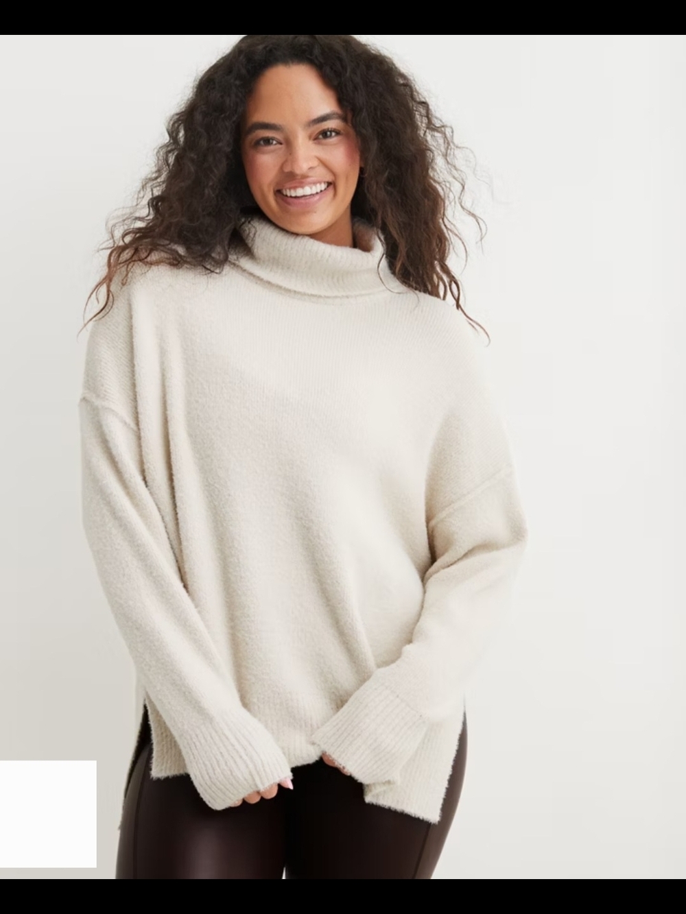 Aerie Oversized Turtleneck Chenille Soft Knit Sweater Cream Ivory Small (Fits M)